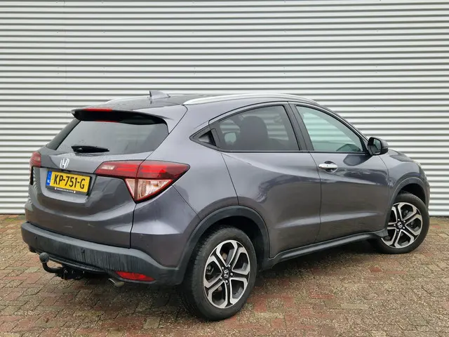 Honda HR-V 1.5 i-VTEC Executive 2016 Benzine 2