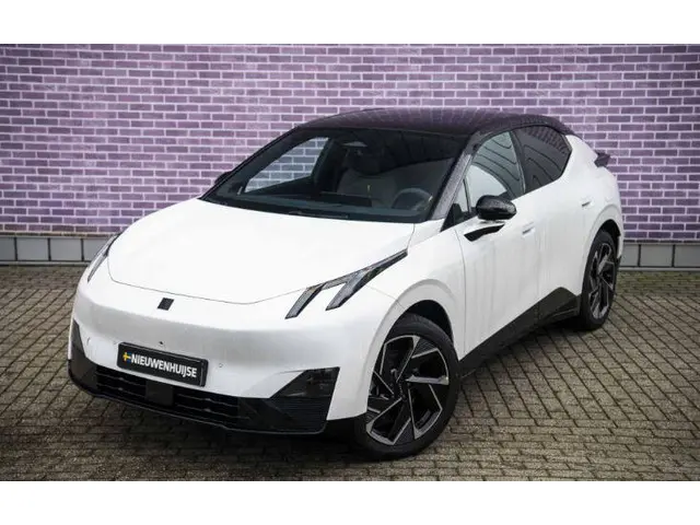 Lynk & Co 02 More 66 kWh 2025 Elektrisch 16