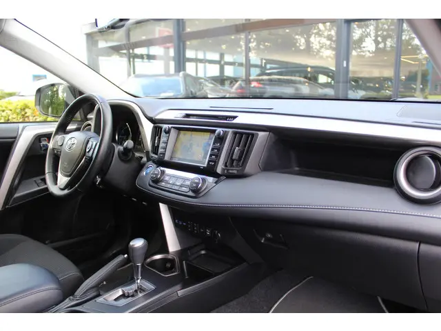 Toyota RAV4 2.5 Hybrid Energy 2018 Hybride Benzine 14