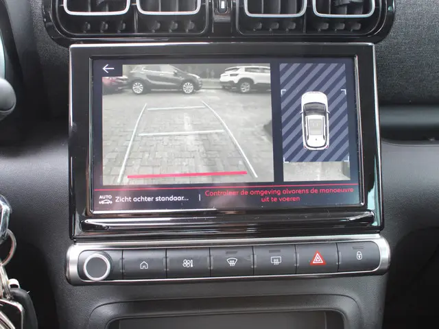 Citroën C3 Aircross 1.2 PureTech Shine 2021 Benzine 21