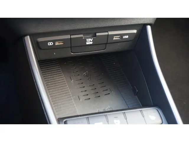 Hyundai i20 1.0 T-GDI Comfort 2023 Benzine 19