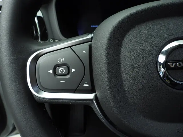 Volvo V60 2.0 B3 Essential Edition 2024 Benzine 13