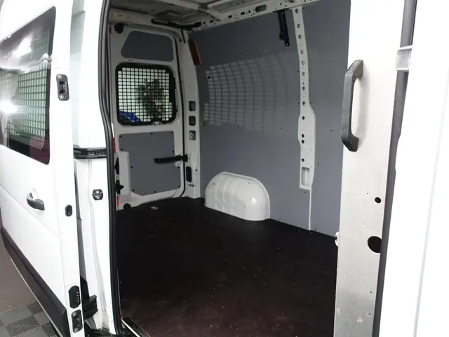 Opel Movano 2.3 CDTI L2H2 Aut- 2014 Diesel 28
