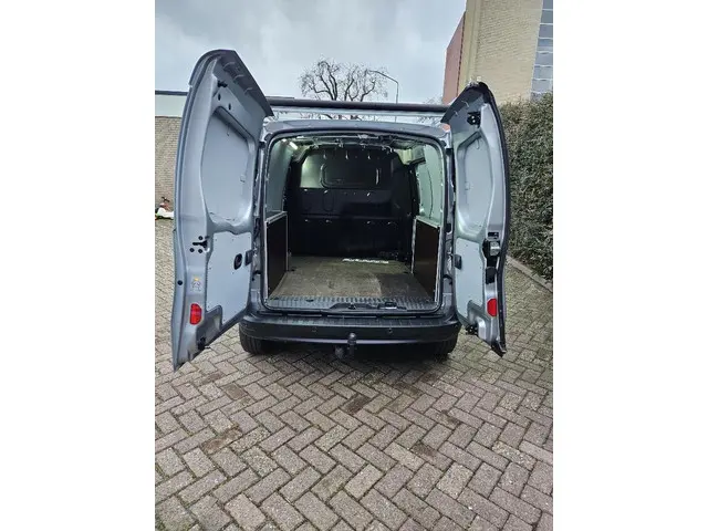 Nissan NV250 1.5 dCi 95 L1H1 Acenta 2020 Diesel 28