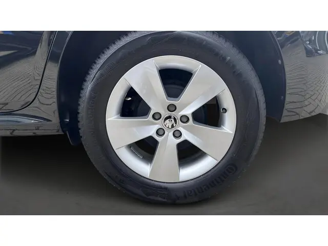 Škoda Kamiq 1.0 TSI Sport Business 2024 Benzine 11