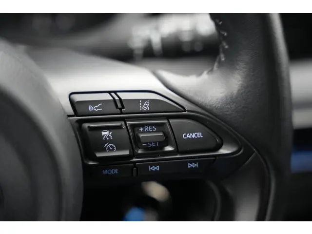 Toyota Yaris 1.5 Hybrid Comfort 2021 Hybride Benzine 20