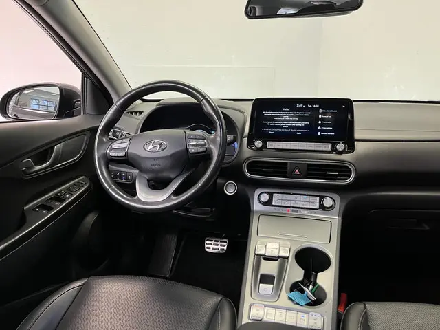 Hyundai Kona 3