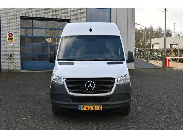 Mercedes-Benz Sprinter 317 CDI L3H2 2024 Diesel 2
