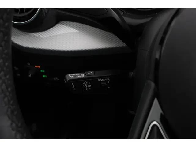 Audi Q2 35 TFSI 150PK S-tronic Prestige 2021 Benzine 14