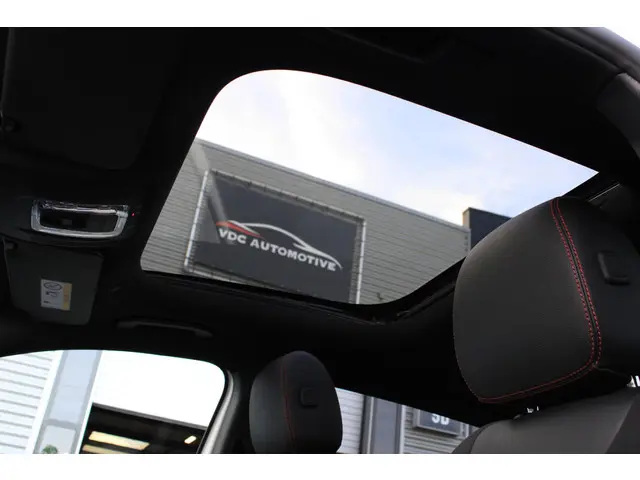 Mercedes-Benz B-Klasse 180 AMG 2019 Benzine 18