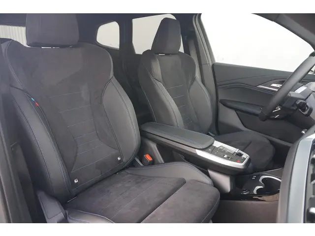 BMW iX1 eDrive20 2024 Elektrisch 7