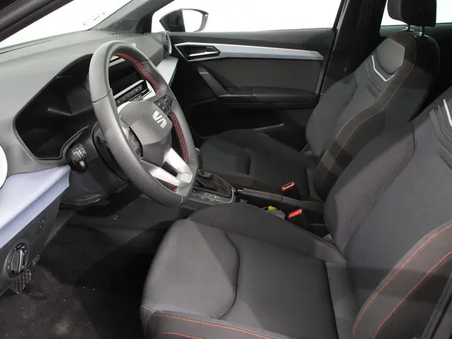 SEAT Ibiza 1.0 EcoTSI 116pk DSG FR 2024 Benzine 27