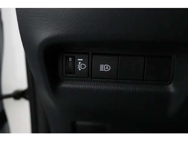 Toyota Aygo X Hybrid 115 play 2026 Hybride Benzine 28