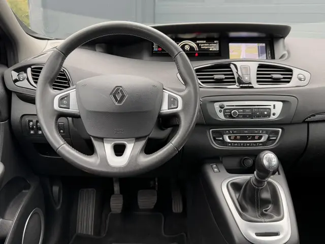 Renault Scénic 1.5 dCi Bose 2012 Diesel 3