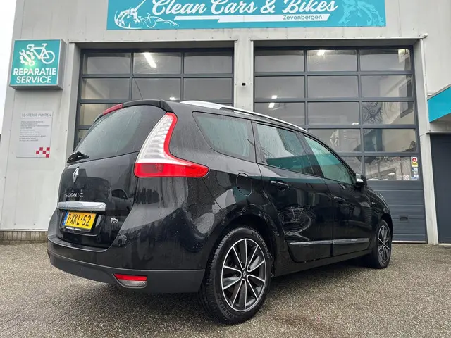 Renault Grand Scénic 1.2 TCe Bose 2013 Benzine 11