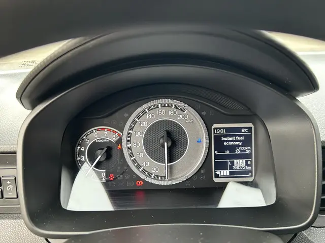 Suzuki Ignis 1.2 Smart Hybrid Select 2021 Benzine 22