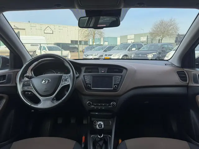 Hyundai i20 1.0 T-GDI Comfort 2019 Benzine 16