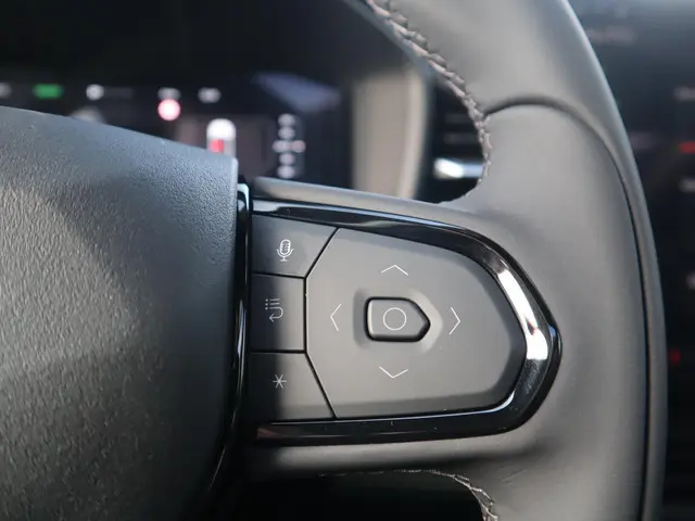 Lynk & Co 01 1.5 More 2026 Hybride Benzine 19