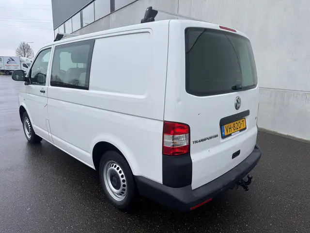 Volkswagen Transporter 2.0 TDI DC L1H2 2014 Diesel 7
