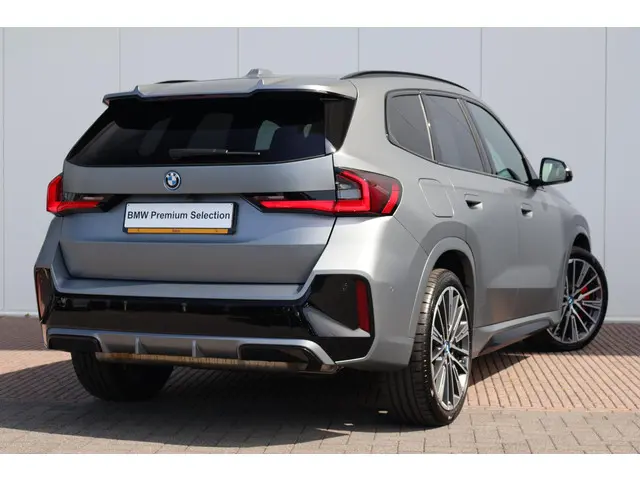 BMW X1 xDrive30e 2025 Hybride Benzine 7