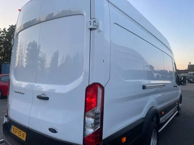 Ford Transit 350 2.0 TDCI L4H3 Tr 2021 Diesel 19