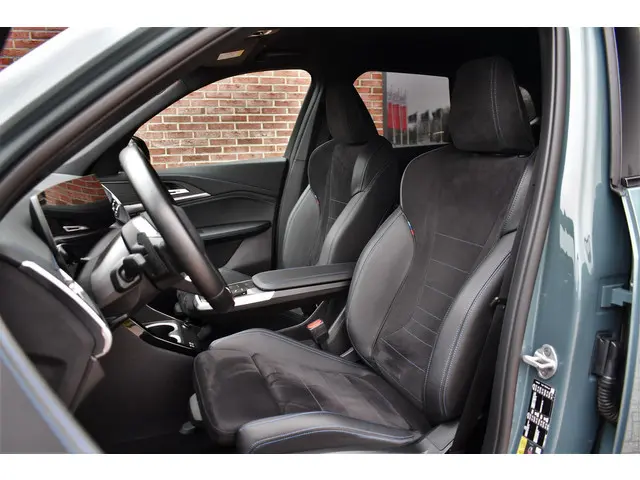 BMW X1 xDrive25e M-Sport 2024 Hybride Benzine 4