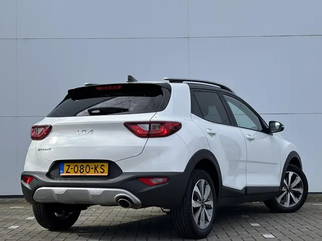 Kia Stonic 1.0 T-GDi MHEV DynamicPlusLine 2023 Benzine 2