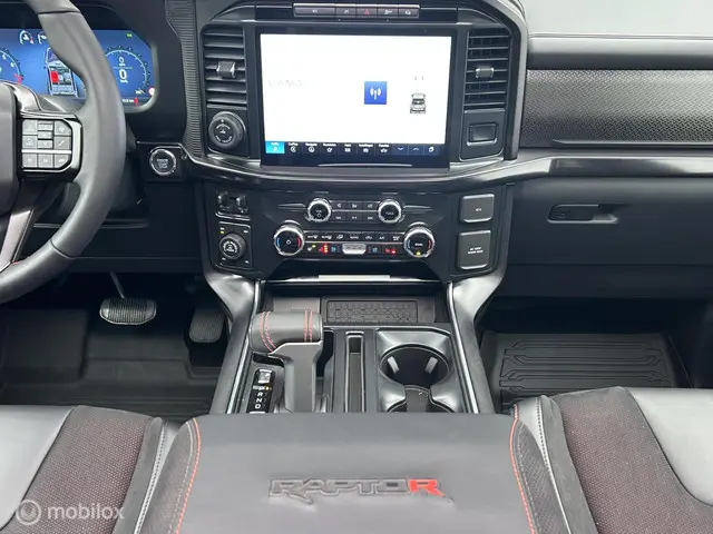Ford F-150 USA Raptor R 2024 Benzine 16