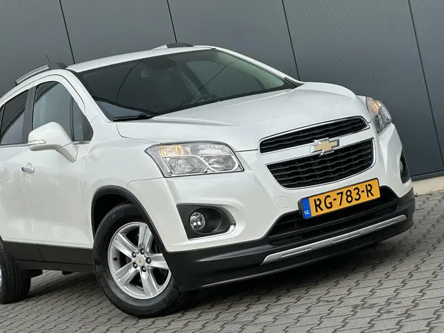 Opel Mokka 1.6 LT 2013 Benzine 12