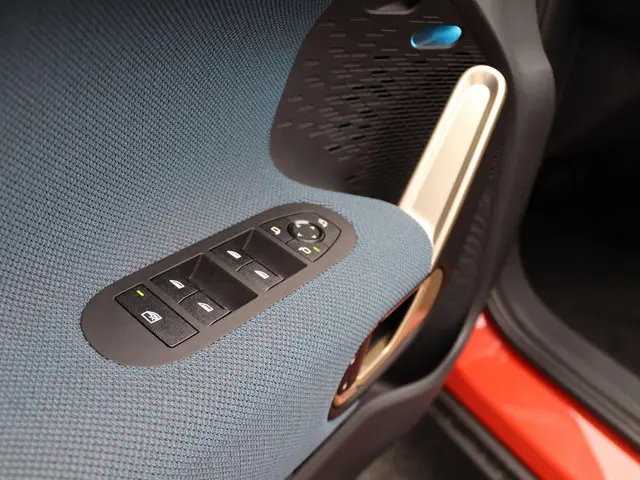 MINI Aceman SE Favoured XL 54.2 kWh 2025 Elektrisch 12