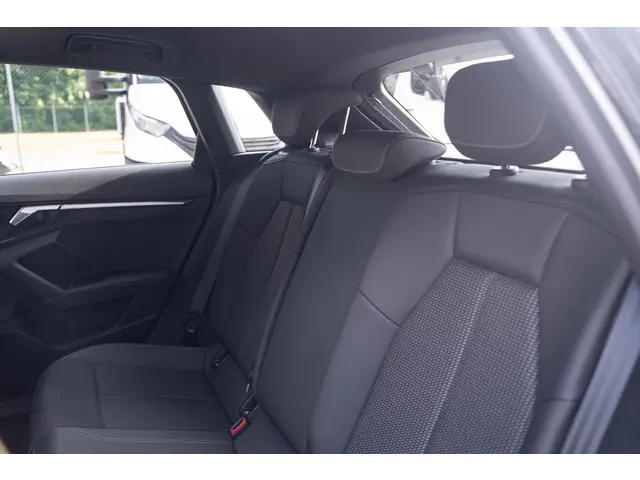 Audi A3 Sportback 35 TFSI S Line 2021 Benzine 38