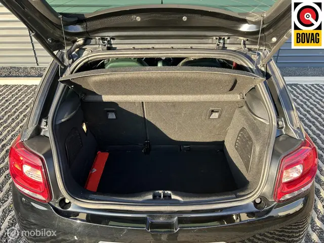 DS DS 3 1.2 PureTech Business 2017 Benzine 10