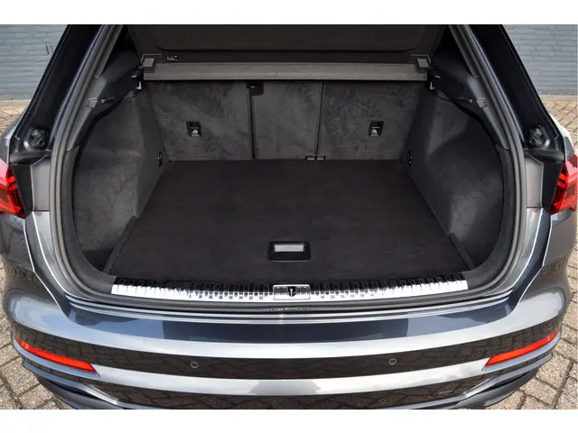 Audi Q3 40 TFSI quattro S Line Pro Line S 2019 Benzine 35