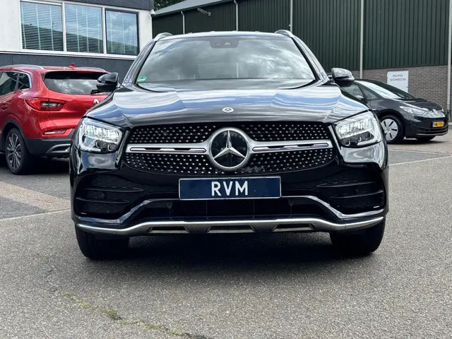 Mercedes-Benz GLC 2