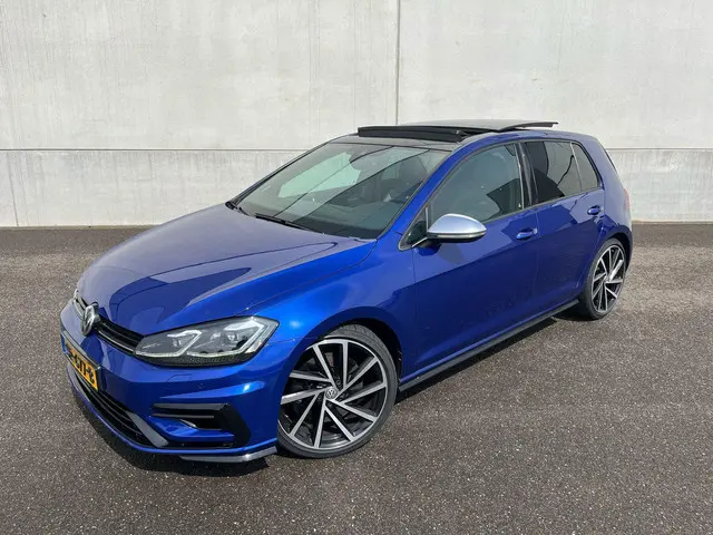 Volkswagen Golf 2