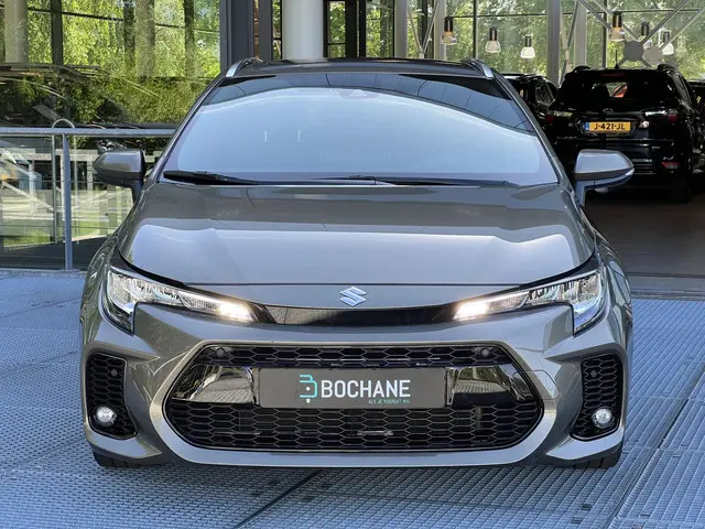Suzuki Swace 1.8 Hybrid Select 2021 Hybride Benzine 18
