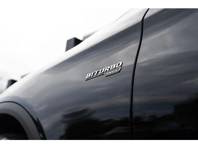 Mercedes-Benz GLC AMG 43 4MATIC Premium 2019 Benzine 31