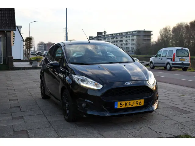 Ford Fiesta 1.0 EcoBoost Sport 125 PK 2013 Benzine 23