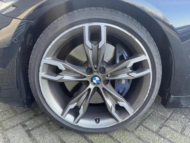 BMW 5 Serie M550i xDrive High Executive 2018 Benzine 9