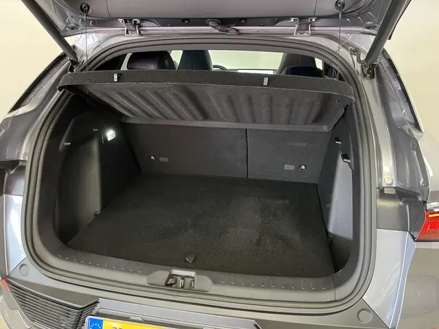 BYD ATTO 3 Design 60 kWh 2022 Elektrisch 16