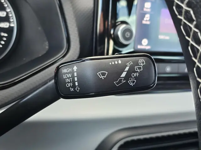 SEAT Arona 1.0 TSI Style 2023 Benzine 29