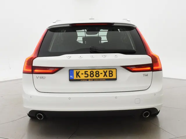 Volvo V90 2.0 T4 190 PK AUT. 2019 Benzine 7