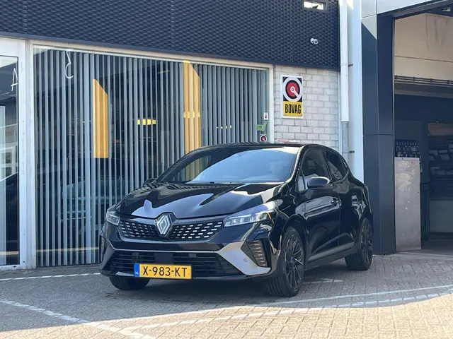 Renault Clio 1.0 TCe 90 GPF Esprit Alpine 2023 Benzine 11