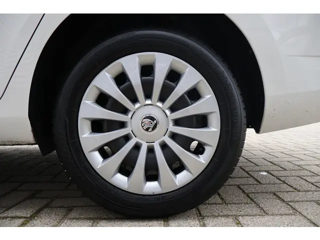 Škoda Fabia Combi 1.0 TSI Ambition 2021 Benzine 19