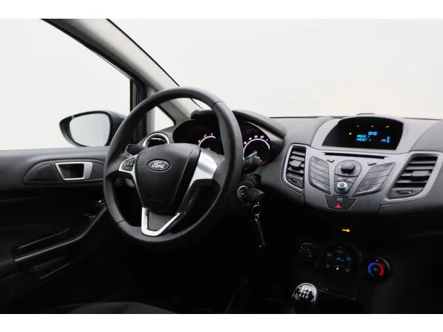 Ford Fiesta 1.0 Style 2013 Benzine 24