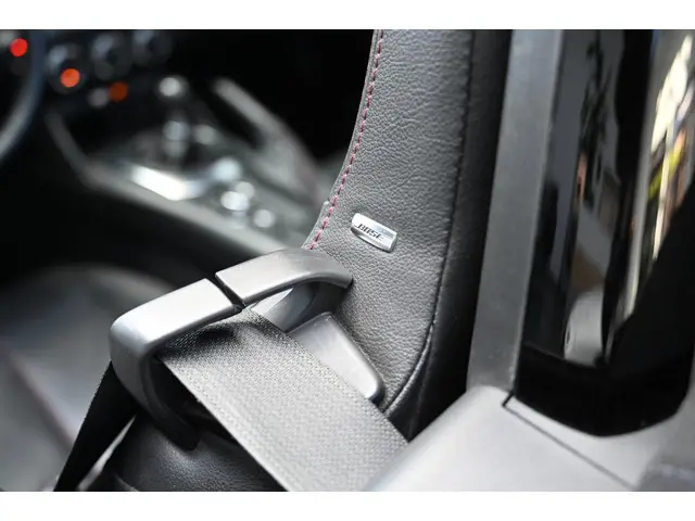 Mazda MX-5 SkyActiv-G 160 6MT GT-M 2015 Benzine 18