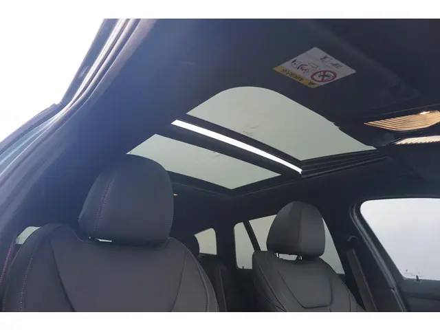 BMW 3 Serie Touring 330e 2026 Hybride Benzine 23