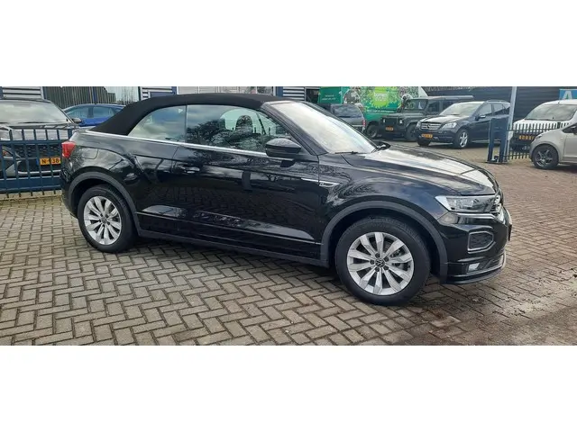Volkswagen T-Roc Cabrio 1.5 TSI R-Line 2021 Benzine 2