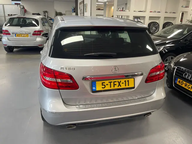 Mercedes-Benz B-Klasse 180 Ambition 2014 Benzine 4