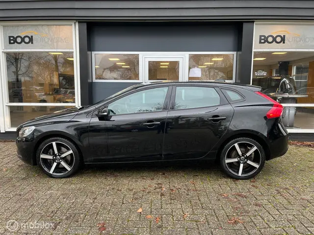 Volvo V40 2.0 D2 Nordic+ 2017 Diesel 8